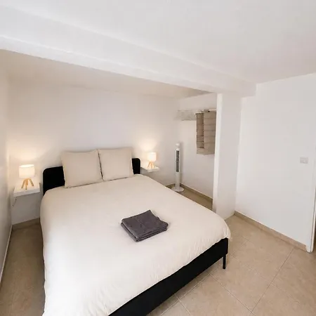 Centre 4 Personnes 10 Min Des Grands Buffets Apartment *